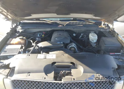 2003 Chevrolet Silverado 1500 Ls из США, поврежденный, VIN 2GCEC19V231162464